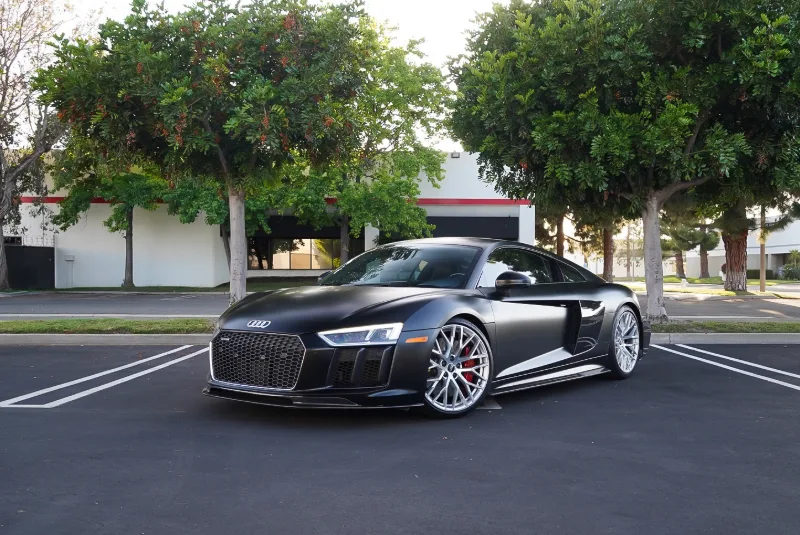 Audi R8